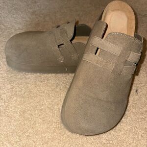 Women's Suede Mules in Taupe